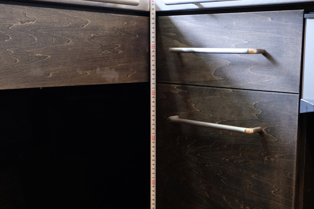 一般的なキッチンより15cm低い