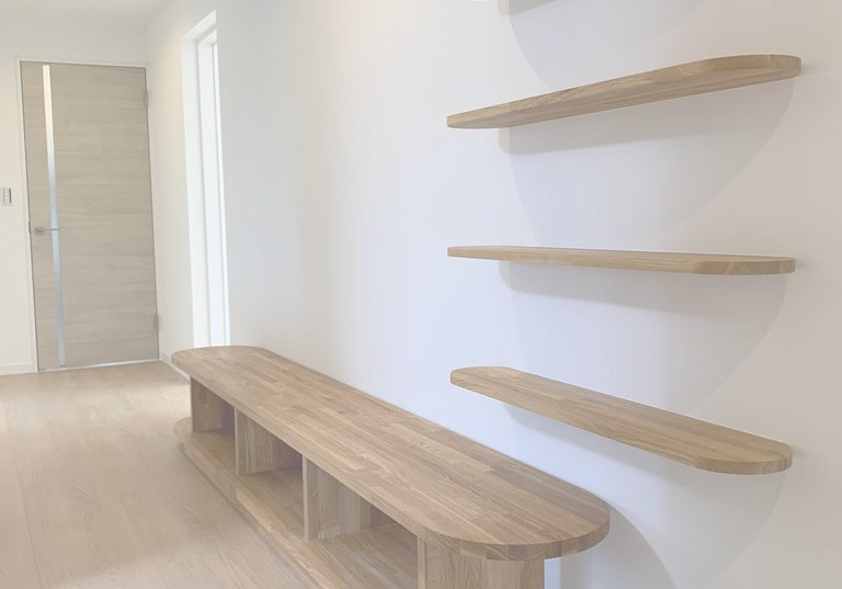 北欧を感じる素材感で愛着を生む二世帯住宅