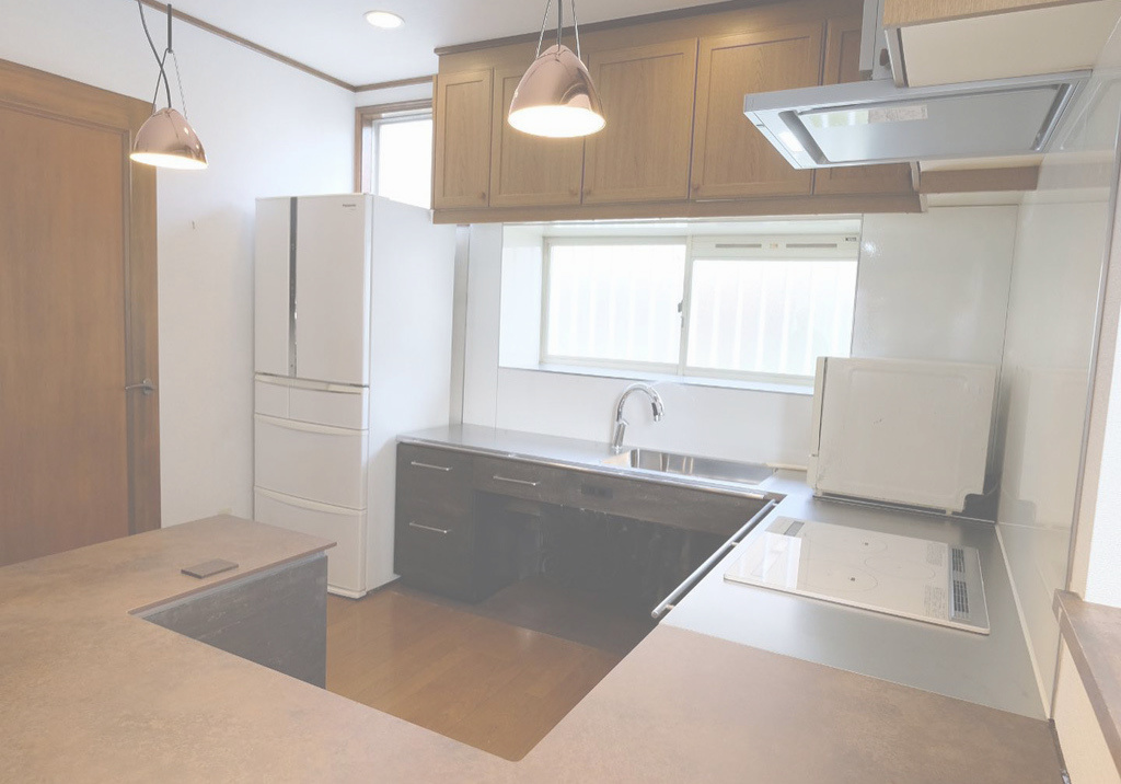 車椅子利用しやすい意匠向上造作キッチン